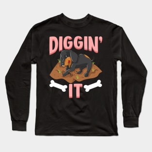 Funny Diggin' It Cute Dachshund Pun Digging Bones Long Sleeve T-Shirt